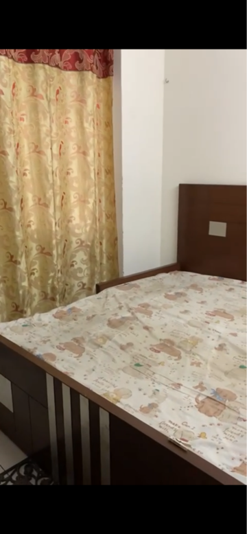 Bedroom in 4 BHK Apartment at Sunshine Helios, Sector 78 – for Rent