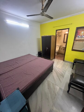 1 BHK Builder Floor For Rent in Khirki Extension
