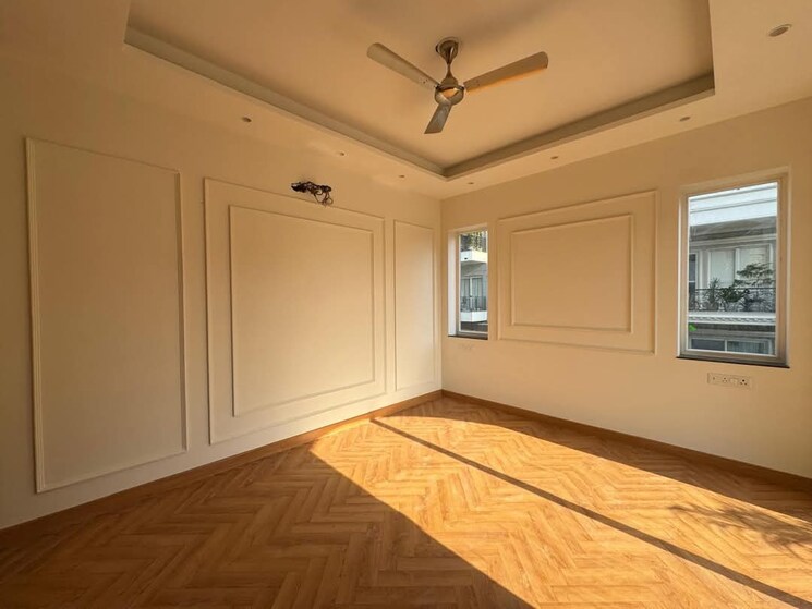 Room, unitech-greenwood-city-apartment 5 Bedroom 4500 Sq.Ft. Builder Floor In Sector 45 Gurgaon 8430072