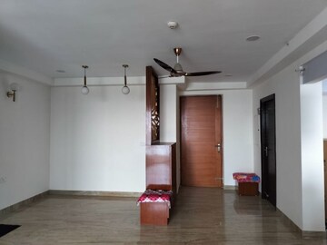 Room in 3.5 BHK Apartment at Sector 88 – for Rent