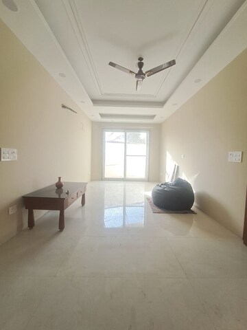 2 BHK Builder Floor For Rent in Hauz Khas