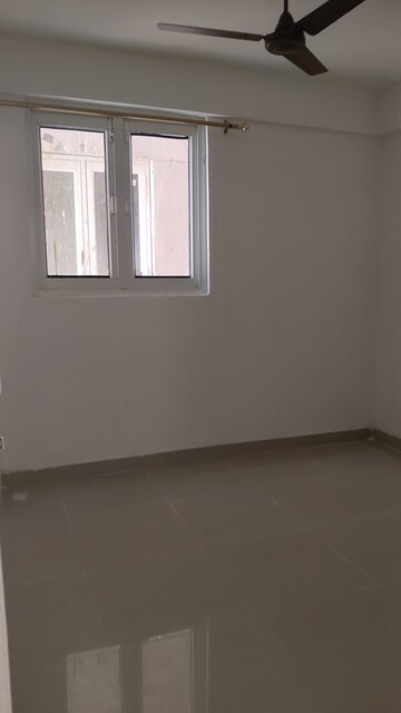 Furnished Amenities in 3 BHK Apartment at ROF Alante, Sector 108 – for Rent