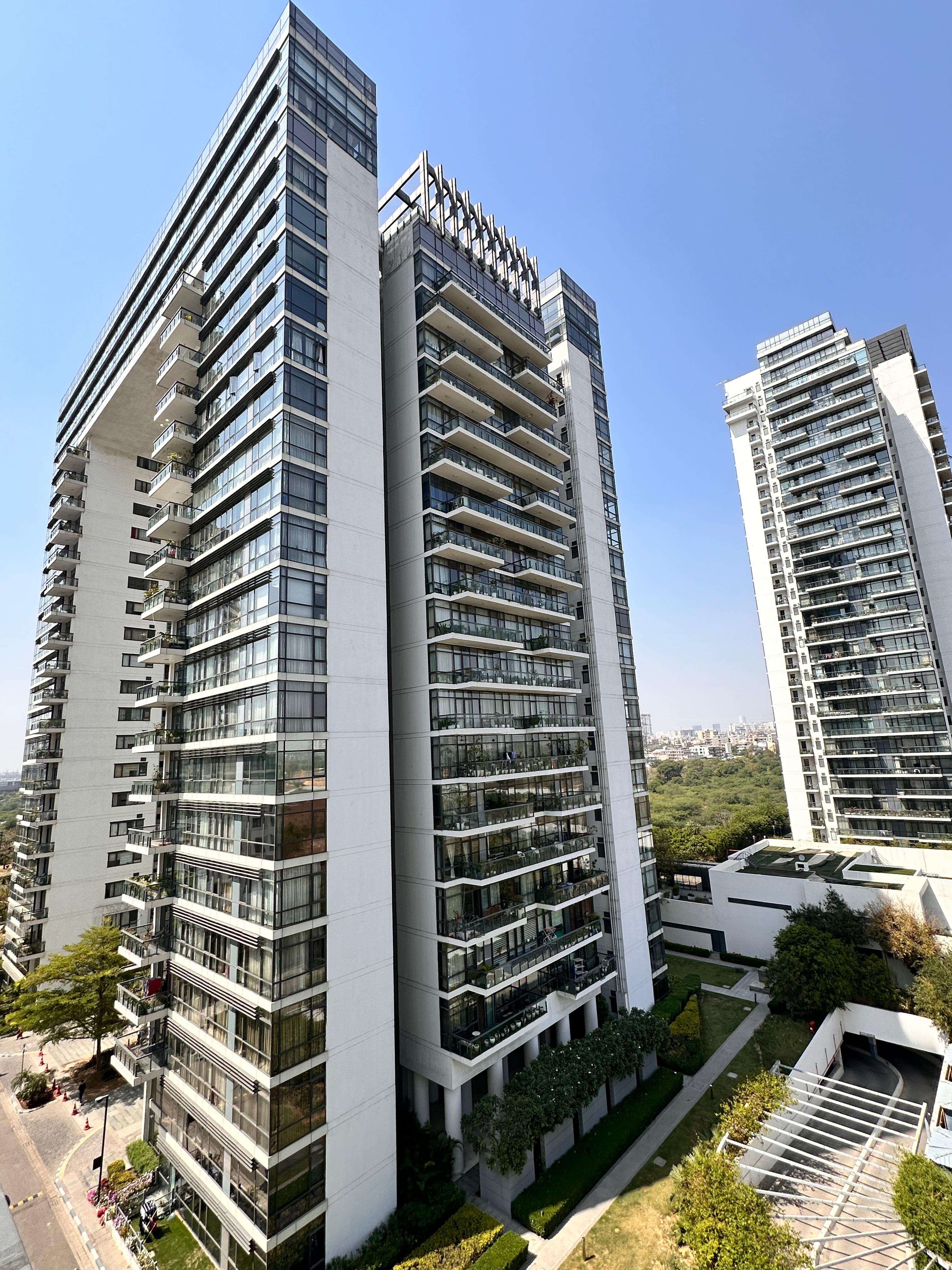 3 BHK + Servant Room 2164 Sq.Ft. Apartment in Ireo The Grand Arch