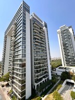 3 BHK + Servant Room 2164 Sq.Ft. Apartment in Ireo The Grand Arch