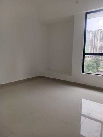 Room in 1.5 BHK Apartment at Wadhwa Wise City, Old Panvel – for Rent