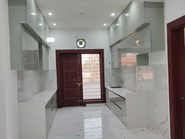 Kitchen, ansal-sushant-golf-city 4 Bedroom 3200 Sq.Ft. Villa In Sushant Golf City Lucknow 8430150