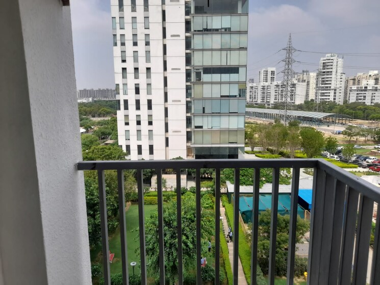 Balcony, emaar-the-palm-drive-palm-studios 2 Bedroom 1200 Sq.Ft. Apartment In Sector 66 Gurgaon 8430178