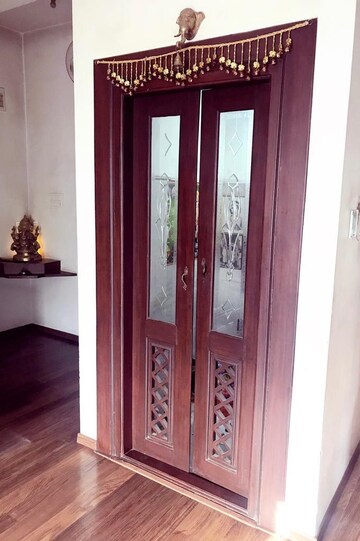 Furnished Amenities in 4 BHK Independent House at Indiranagar – for Sale