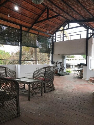 Parking in 4 BHK Independent House at Indiranagar – for Sale