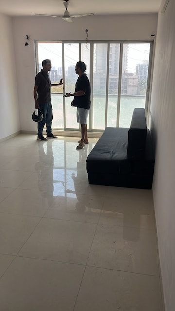 Master Bedroom in 1 BHK Apartment at Mohid Swiz Heights, Andheri West – for Rent