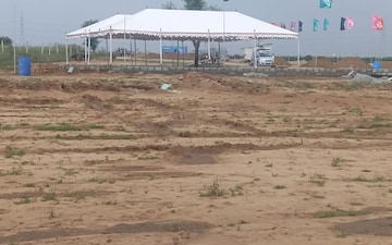 Plot For Sale in Mansarovar