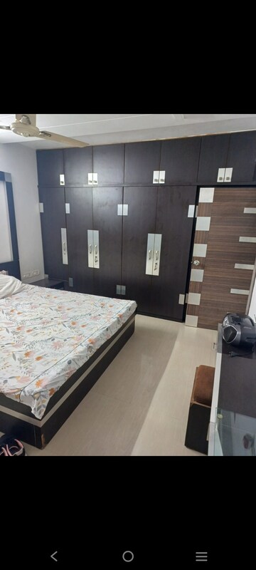 Bedroom in 3 BHK Apartment at Simandhar Parth Indraprasth Tower, Vastrapur – for Rent