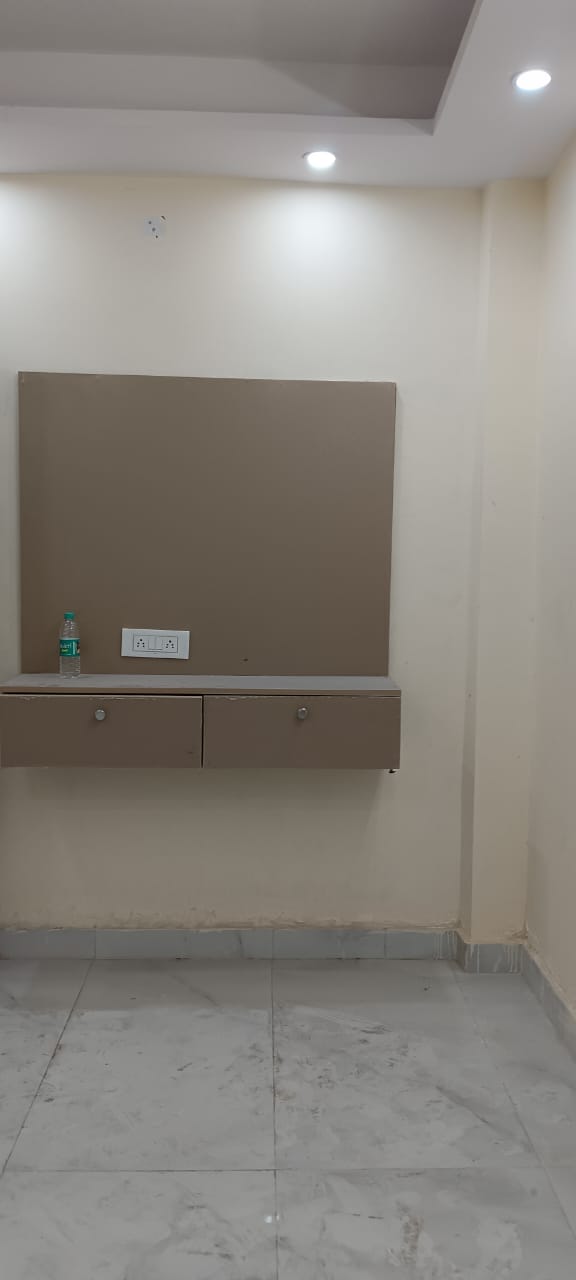 2 BHK + Study Room,Extra Room Builder Floor For Sale in Krishna Nagar