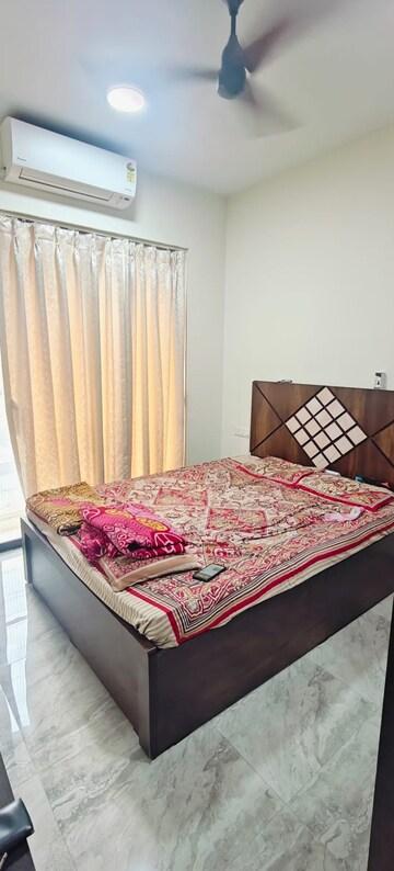 Bedroom in 2.5 BHK Apartment at Risland The Icon, Dhokali – for Rent