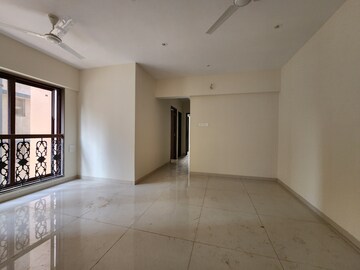 Room in 2.5 BHK Apartment at Chembur – for Rent
