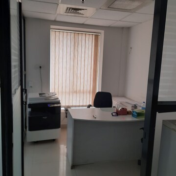  Office Space For Rent in New Town
