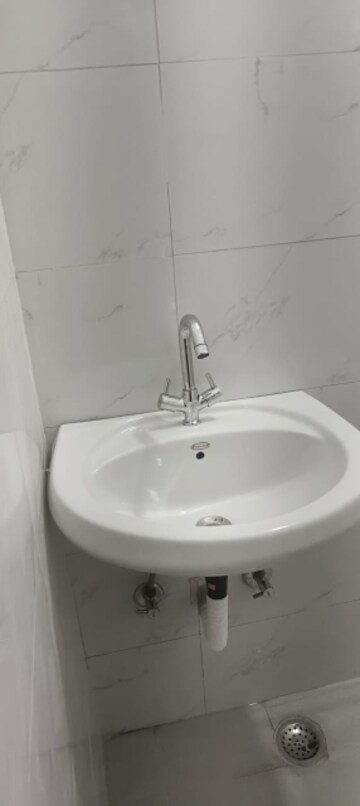 Bathroom in 2 BHK Builder Floor at Palam Colony – for Rent