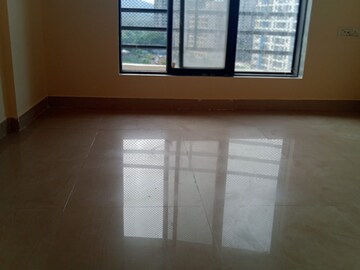 Room in 2 BHK Apartment at Kavya Hill View CHS, Anand Nagar – for Rent