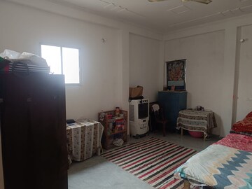 Living Room in 2 BHK Builder Floor at DLF Vibhuti Khand, Gomti Nagar – for Rent