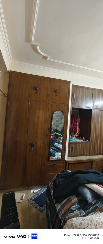 Room in 2 BHK Apartment at Sector 12 Dwarka – for Rent