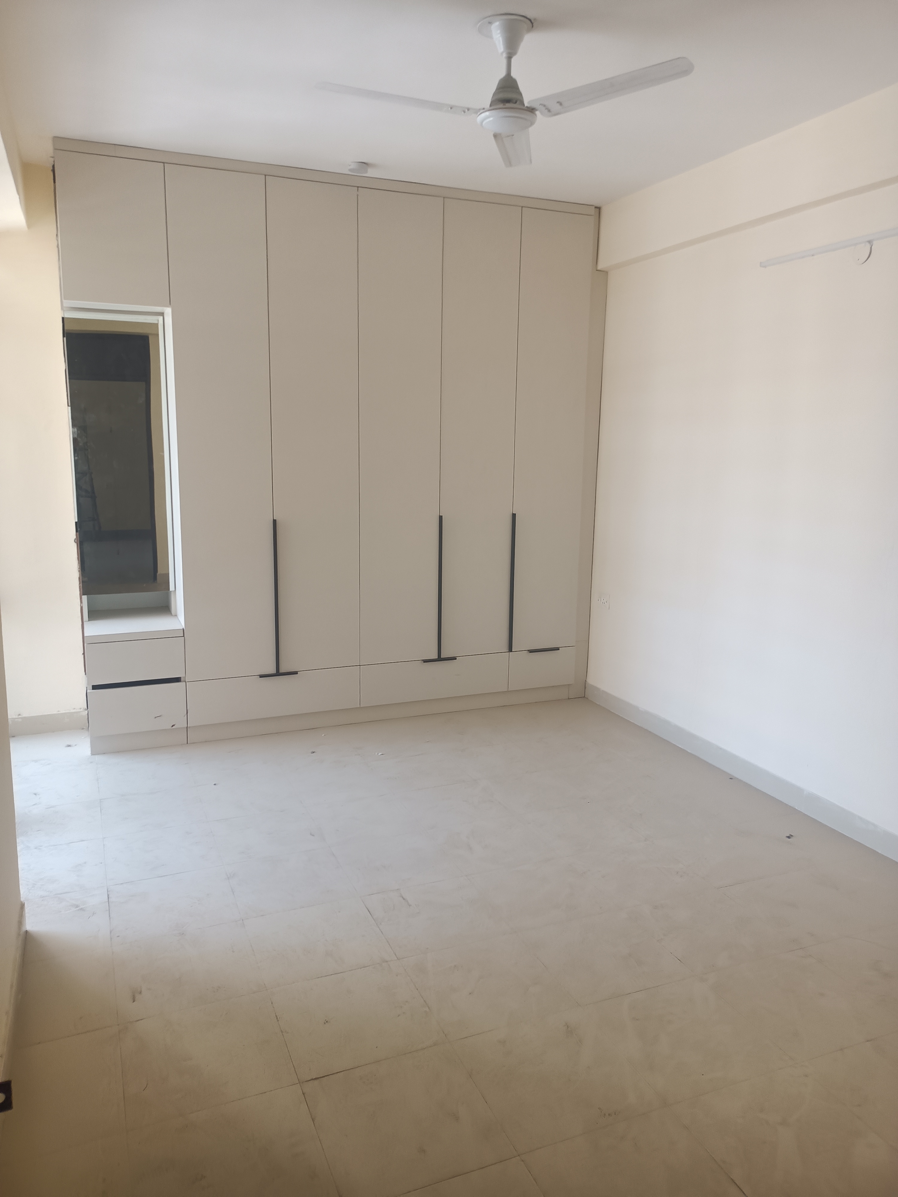 2 BHK + Servant Room Apartment For Sale in Breez Global Heights