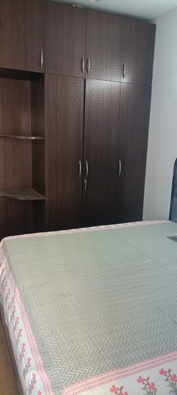 Bedroom in 2.5 BHK Apartment at Himalaya Pride, Tech Zone 4 Greater Noida – for Rent