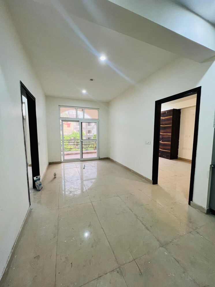 undefined, sector 43 2 Bedroom 220 Sq.Yd. Builder Floor In Sector 43 Gurgaon 8430618