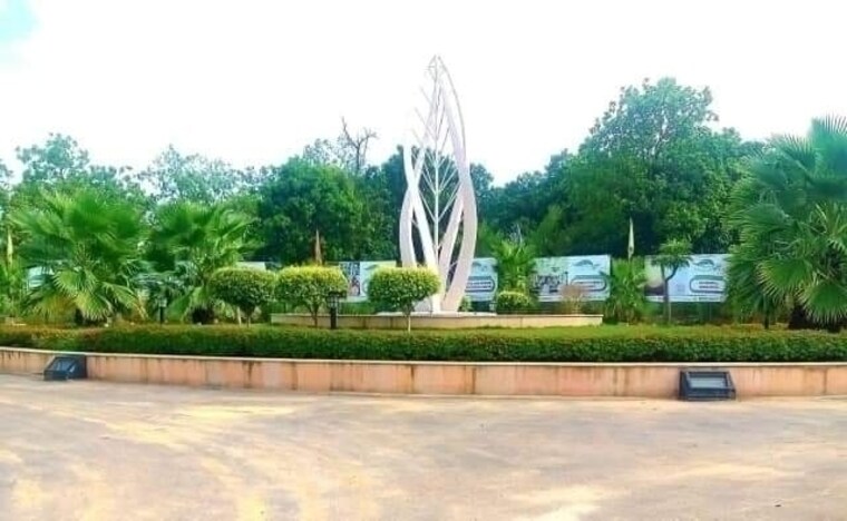 Garden, wing-lucknow-greens-plots 3 Bedroom 2200 Sq.Ft. Villa In Sultanpur Road Lucknow 8430782