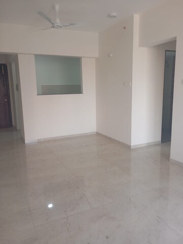 Room in 2 BHK Apartment at K Raheja Reserve, Mohammadwadi – for Rent