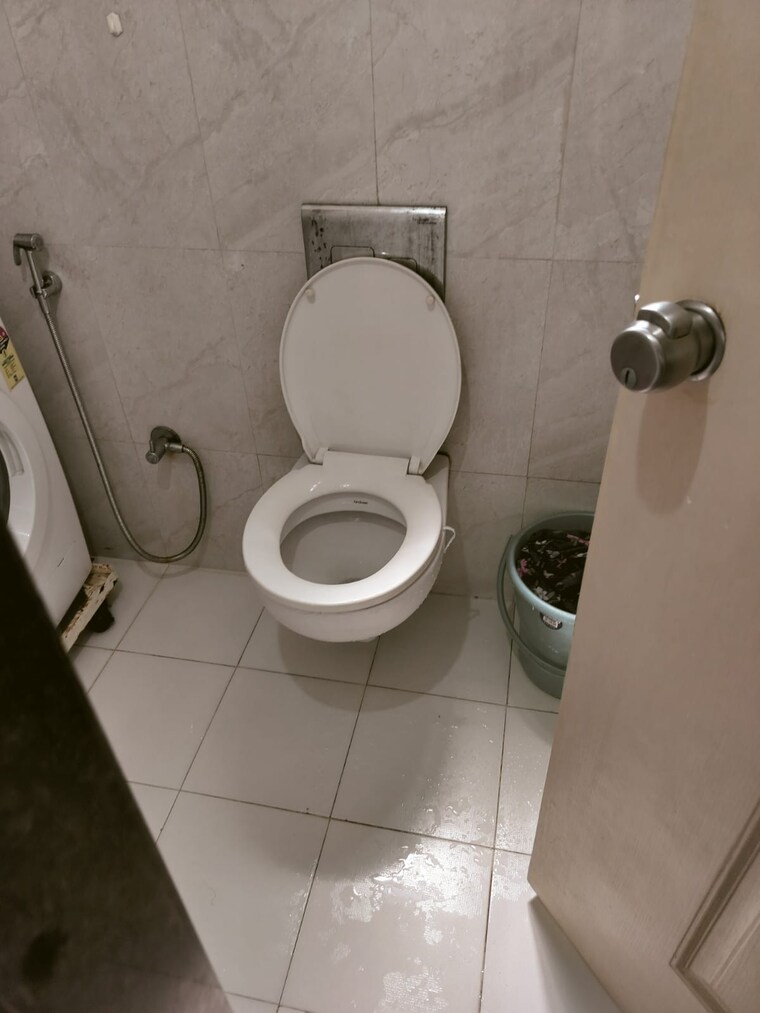 Bathroom, chopada-sai-enclave 2 Bedroom 700 Sq.Ft. Apartment In Dhanori Pune 8430838