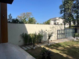 5 BHK Villa – Exterior View View at Dera Mandi - for Sale