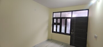 Room in 1 BHK Builder Floor at Dwarka Mor – for Rent