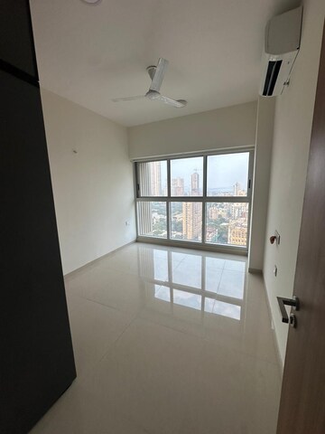3 BHK Apartment For Rent in Ashok Towers, Parel