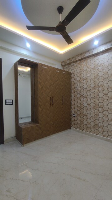 Bedroom in 3 BHK Builder Floor at Chhaproli Khadar – for Sale