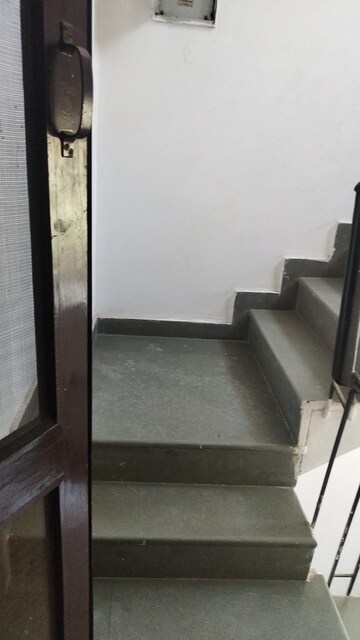 Staircase in 2 BHK Builder Floor at Sector 28 – for Rent