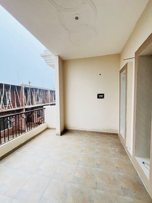 Room in 3 BHK Villa at Sector 123 – for Sale