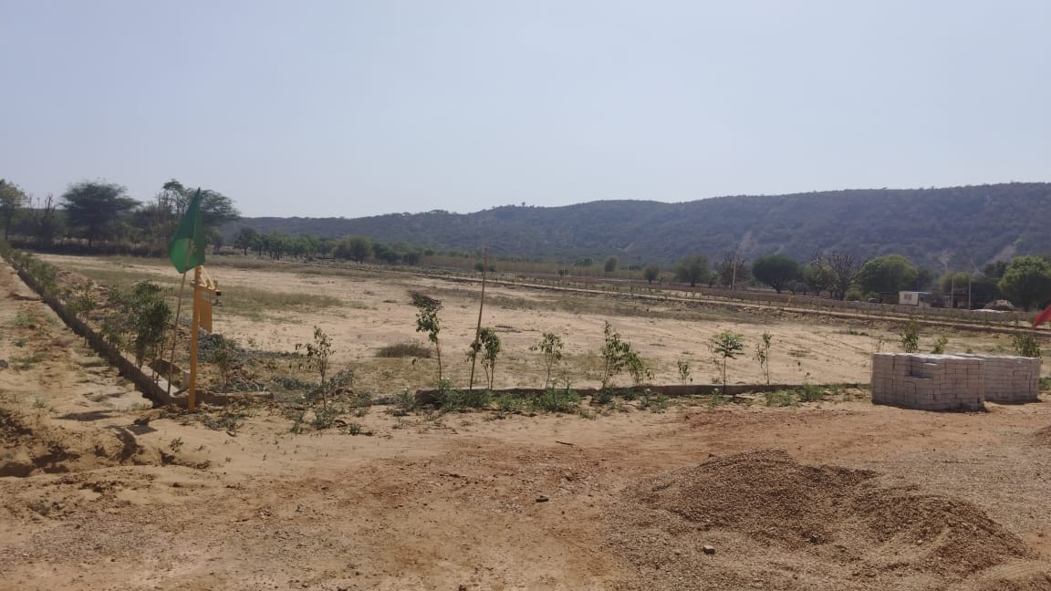 Plot For Sale in Keya Faram House Ghasipur