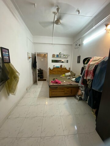 Bedroom in 1 BHK Apartment at Khar West – for Rent