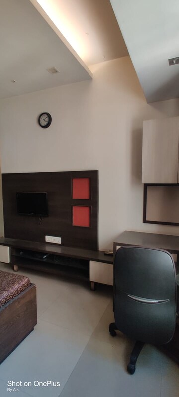 Furnished Amenities in 2 BHK Apartment at Lake Florence, Powai – for Rent