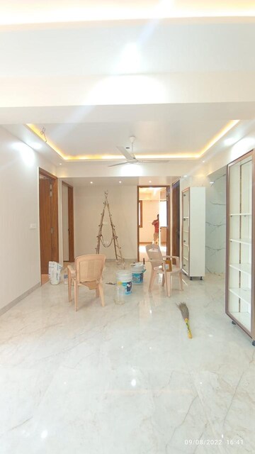 Building Lobby in 4 BHK Apartment at Vasant Kunj – for Rent
