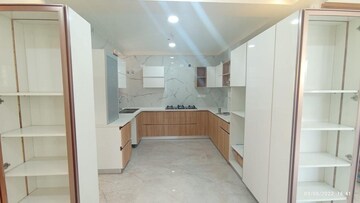 Kitchen in 4 BHK Apartment at Vasant Kunj – for Rent