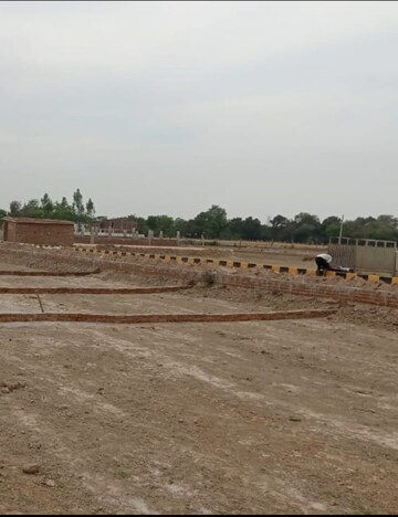  Plot – Exterior View View at Safedabad - for Sale