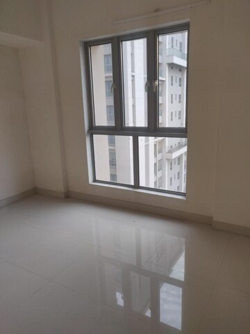 Room in 2 BHK Apartment at Merlin 5th Avenue, Salt Lake City – for Sale