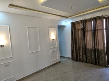 Room in 3 BHK Apartment at Sushma Valencia, International Airport Road – for Sale