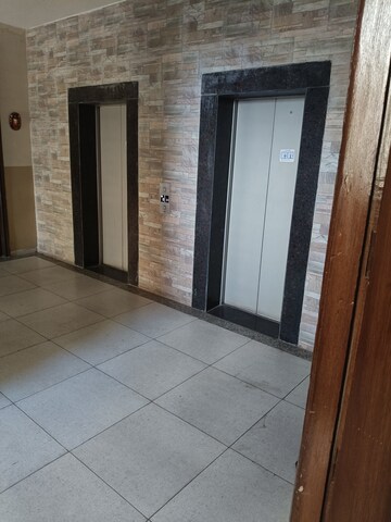 Lift in 3 BHK Apartment at Sushma Crescent, Dhakoli Village – for Rent