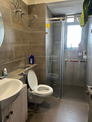 Bathroom in 3 BHK Apartment at Merlin 5th Avenue, Salt Lake City – for Sale