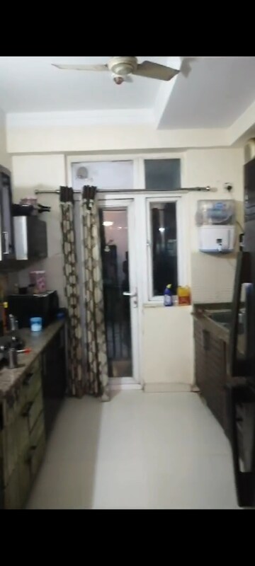Gym in 3.5 BHK Apartment at Amrapali Platinum, Sector 119 – for Sale