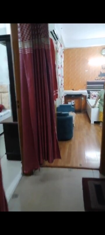 3.5 BHK Apartment For Sale in Amrapali Platinum, Sector 119