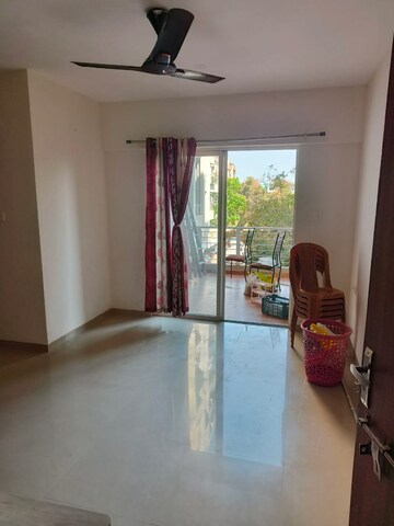 2 BHK Apartment For Rent in Mantra Ira, Undri