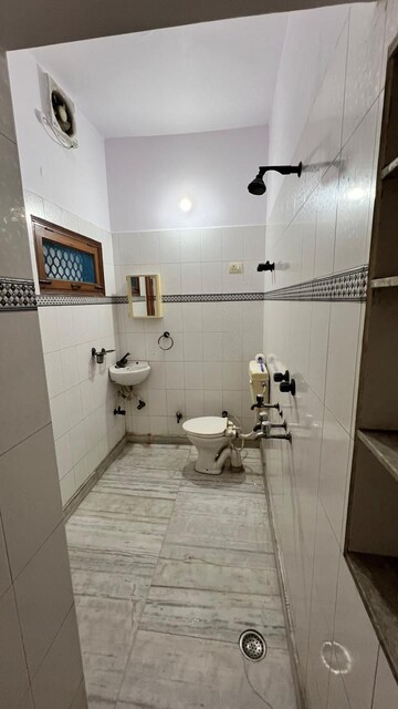 Bathroom in 1.5 BHK Builder Floor at Sector 12 – for Rent